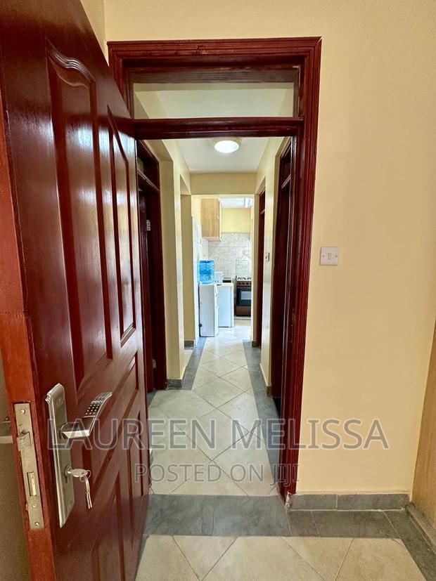 Candy's 2 Bedroom Staycation - thumbnail 14