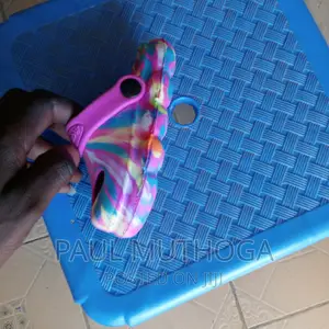 #10 Crocks for Children
