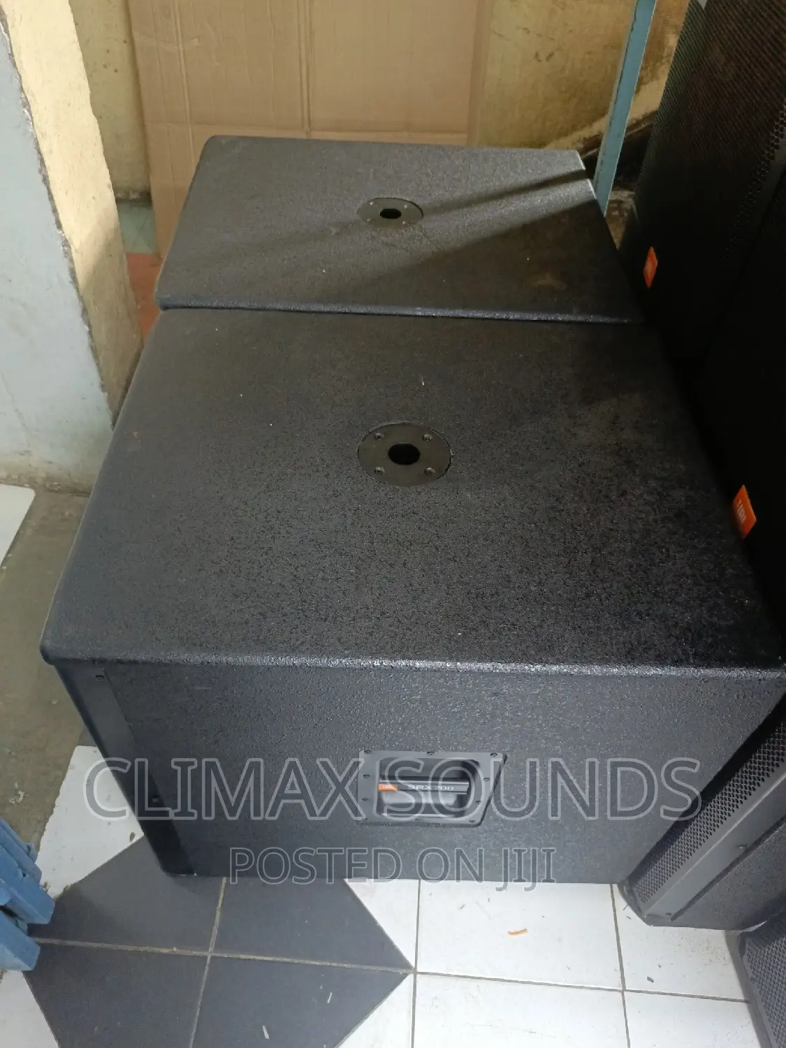 JBL Bass Speaker SRX 718s , ;