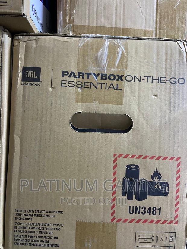 JBL Partybox on-the-Go Essential