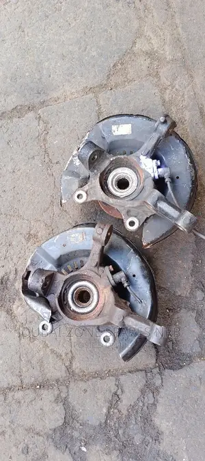 Probox, Succeed Front Wheel Hubs Now Available.