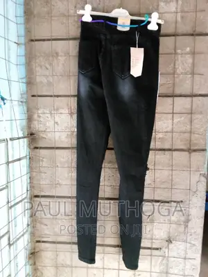#19 Women's Jeans