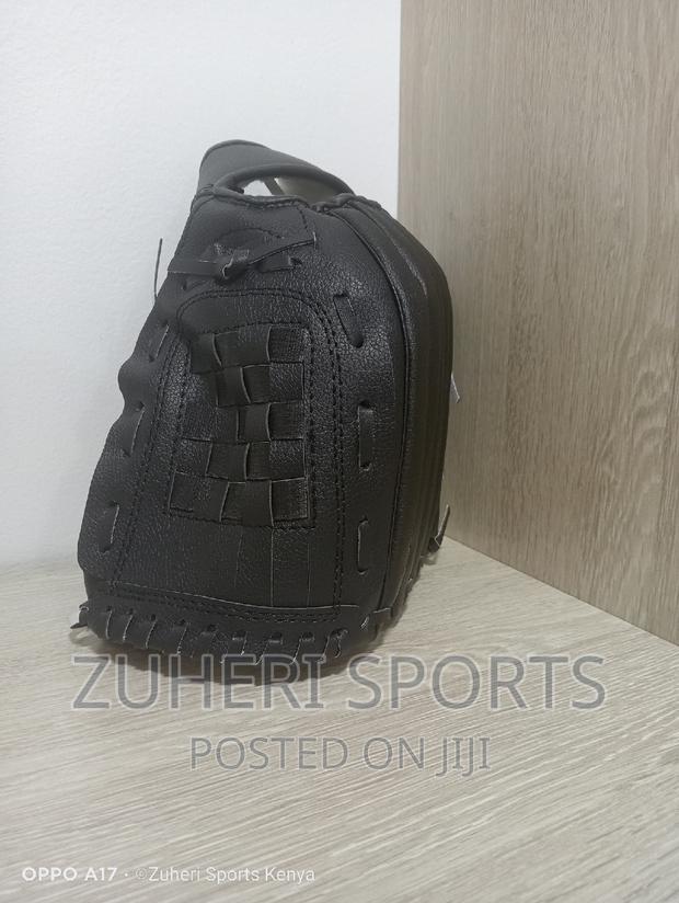 Baseball Glove/Black/Premium Quality Leather/Pro Standard - thumbnail 3