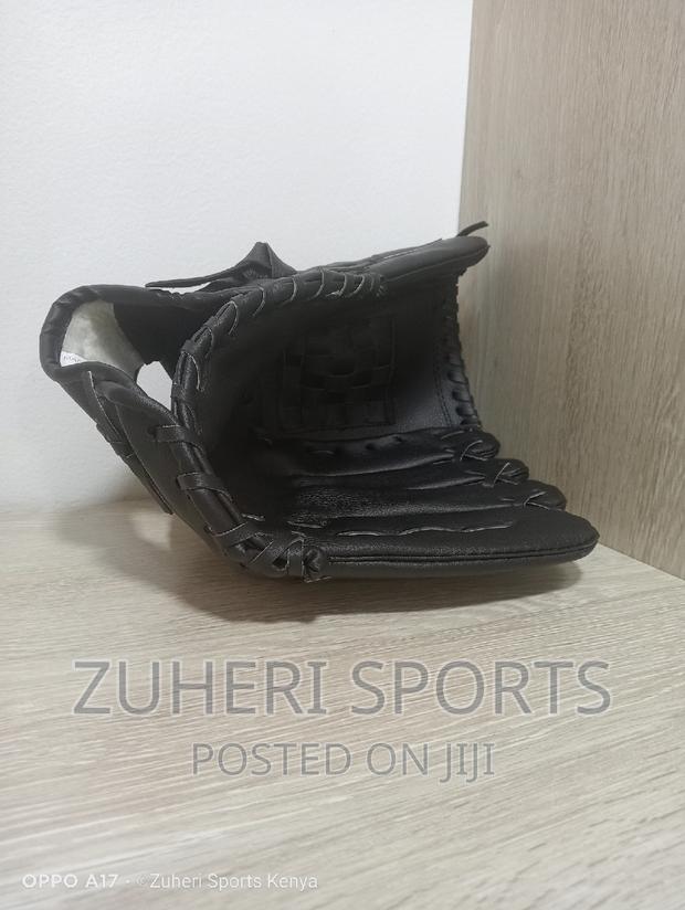 Baseball Glove/Black/Premium Quality Leather/Pro Standard - thumbnail 2