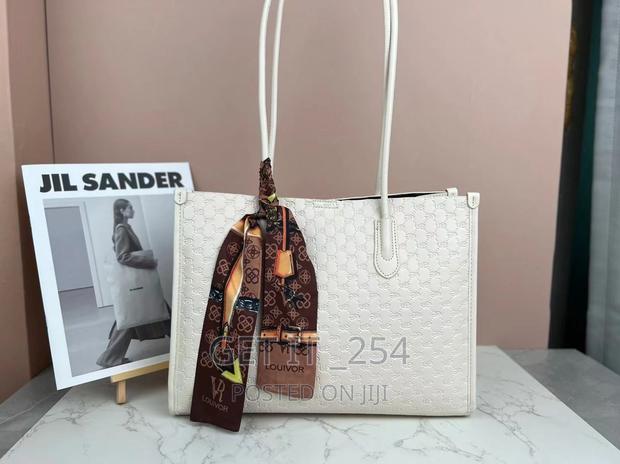 Classy Hand Bags - thumbnail 4