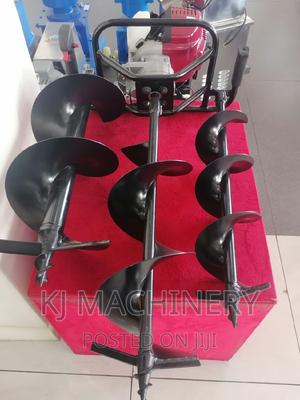 Gasoline Powered Earth Auger -With 3 Blades - thumbnail 2