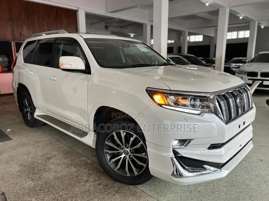 Toyota Land Cruiser Prado 2.7 2017 Pearl
