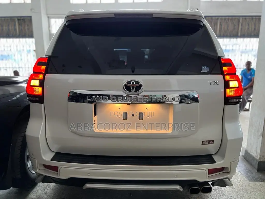 Toyota Land Cruiser Prado 2.7 2017 Pearl