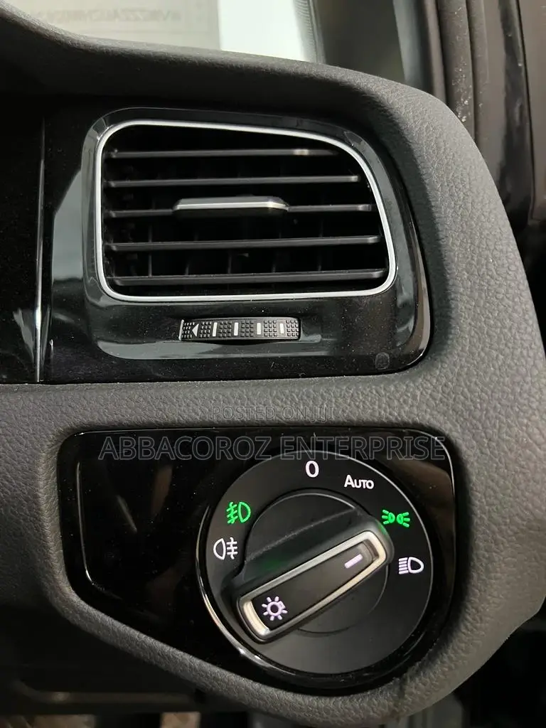 Toyota Sienta 1.5 AWD 2016 Silver
