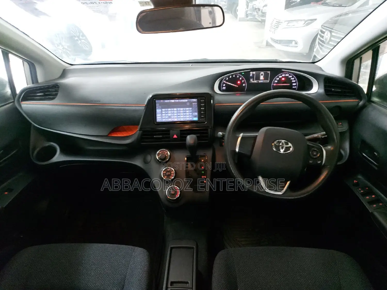 Toyota Sienta 1.5 AWD 2016 Silver