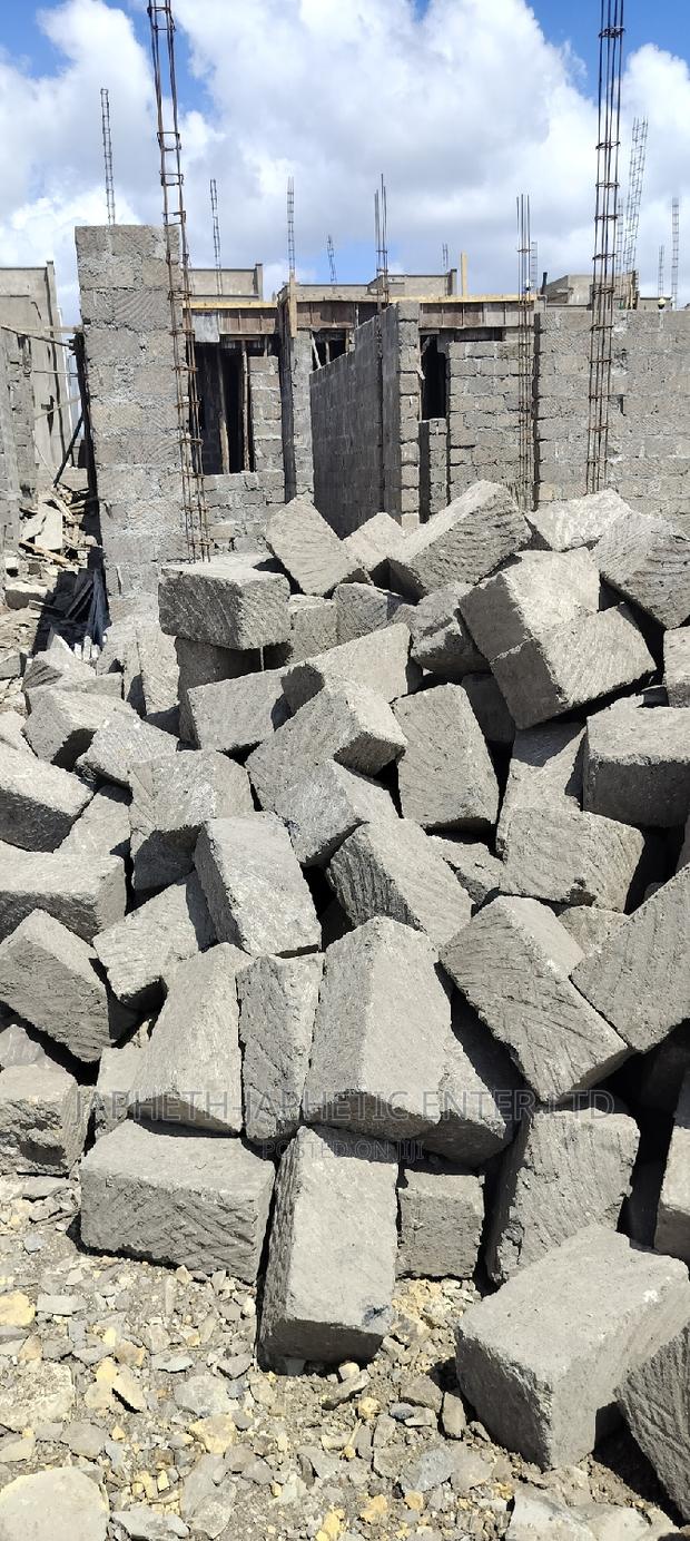 Ndarugo Stones  Machine Cut Stones - thumbnail 2
