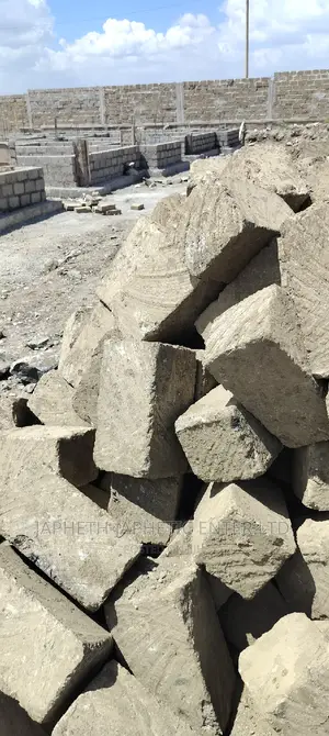 Ndarugo Stones, Machine Cut Stones 