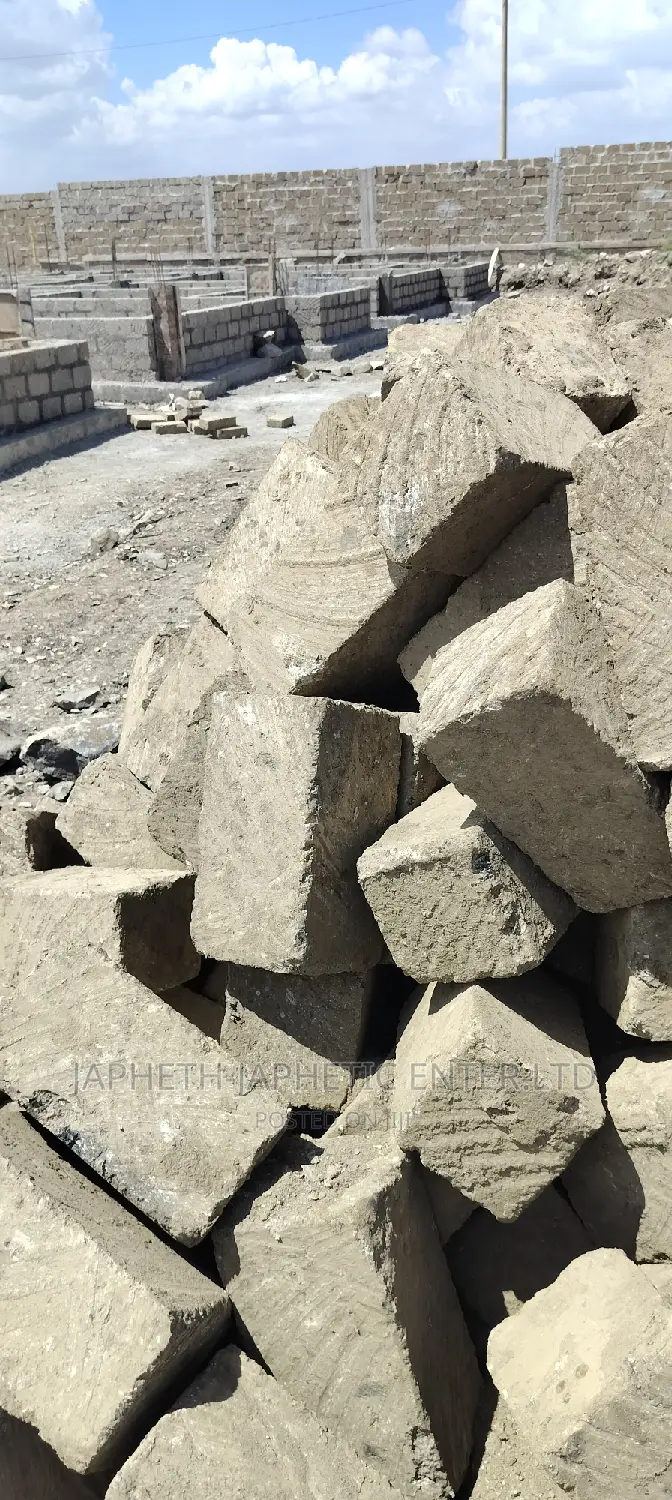 Ndarugo Stones, Machine Cut Stones 