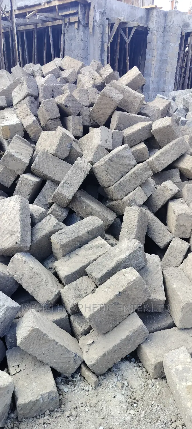 Ndarugo Stones, Machine Cut Stones 