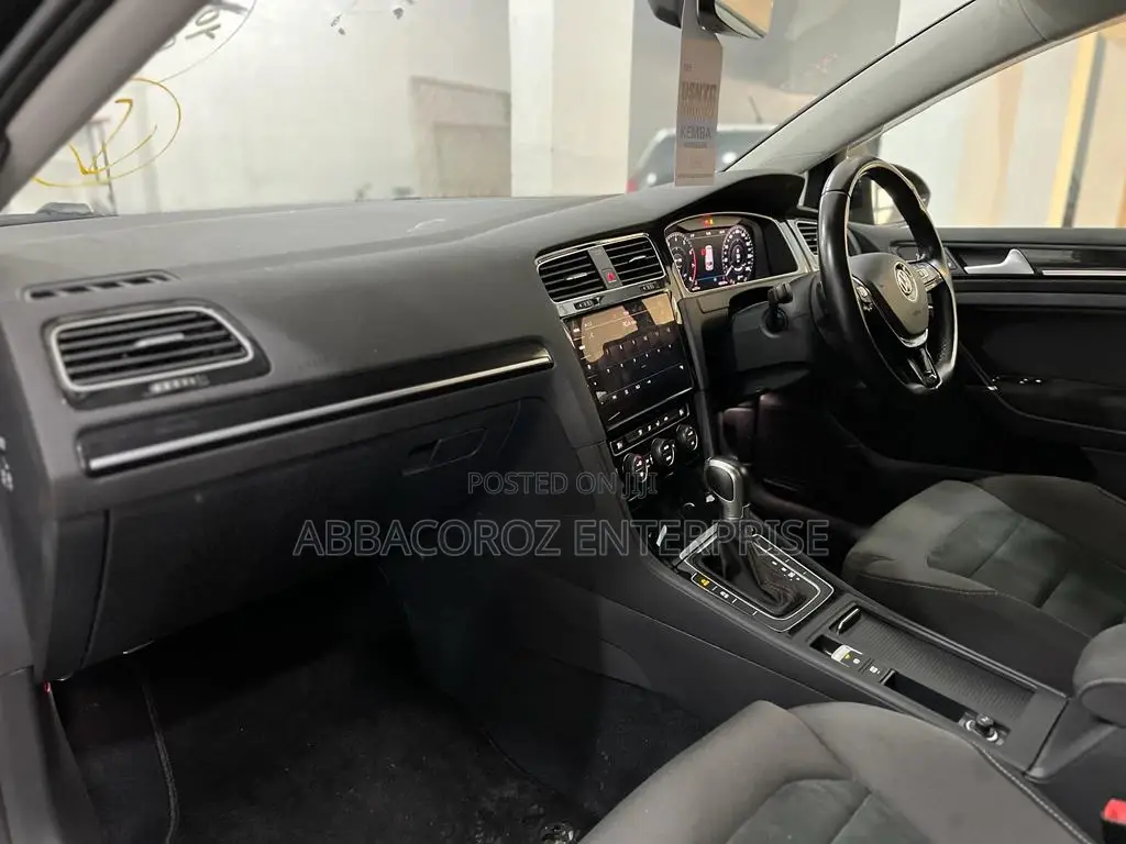Volkswagen Golf 2017 Black