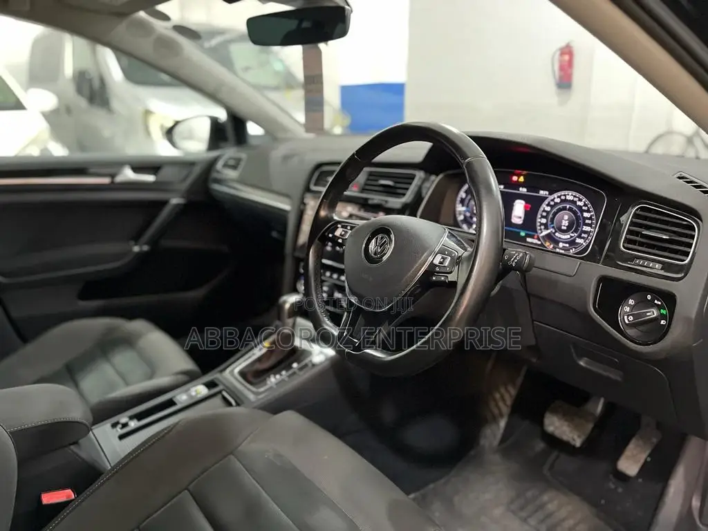 Volkswagen Golf 2017 Black