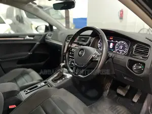 Volkswagen Golf 2017 Black
