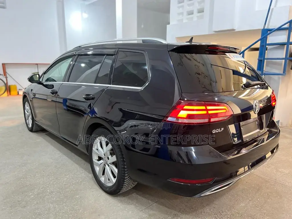 Volkswagen Golf 2017 Black