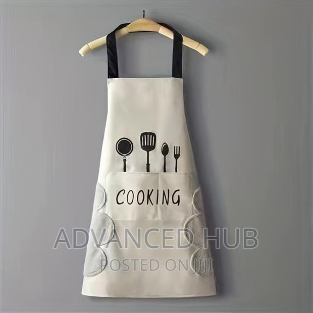 Kitchen Apron With Side Wipes - thumbnail 3