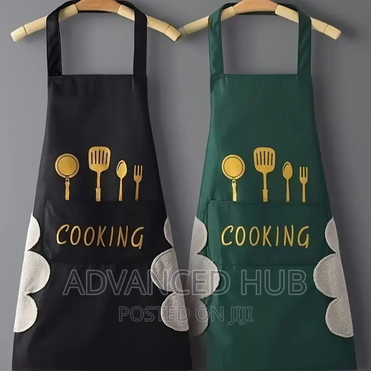 Kitchen Apron With Side Wipes