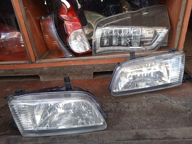 Nissan B15 Headlights - main view