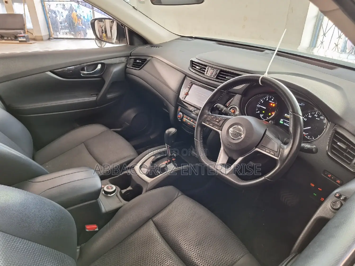 Nissan X-Trail 2.0 Petrol AWD 2017 Pearl