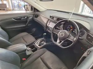 Nissan X-Trail 2.0 Petrol AWD 2017 Pearl