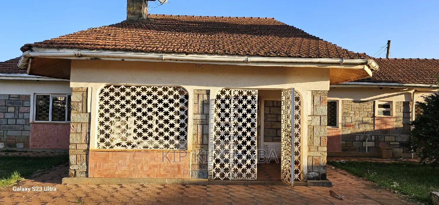 4bdrm Bungalow in Kimumu for sale