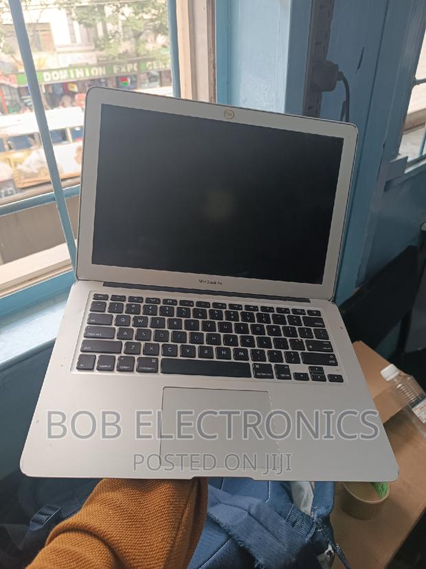 Laptop Apple MacBook 2012 4GB Intel Core I5 SSD 128GB - thumbnail 3