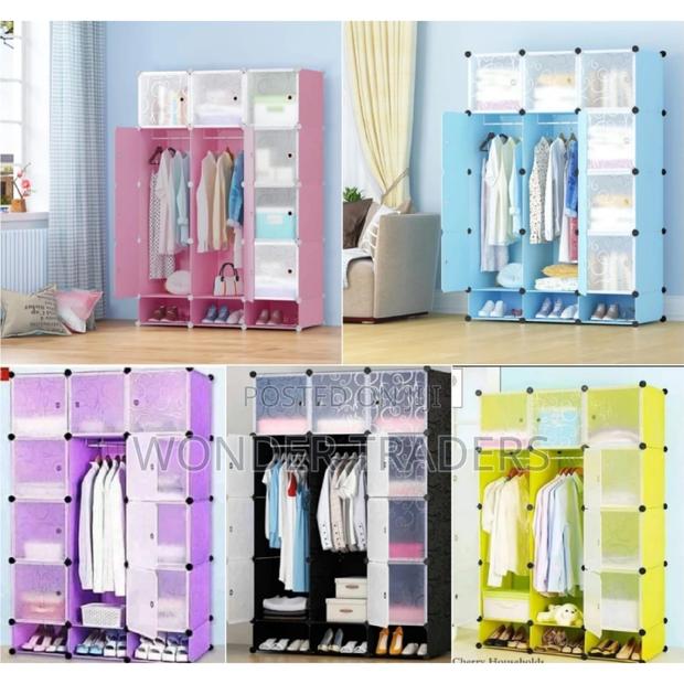 Portable 3-Column Plastic Wardrobe