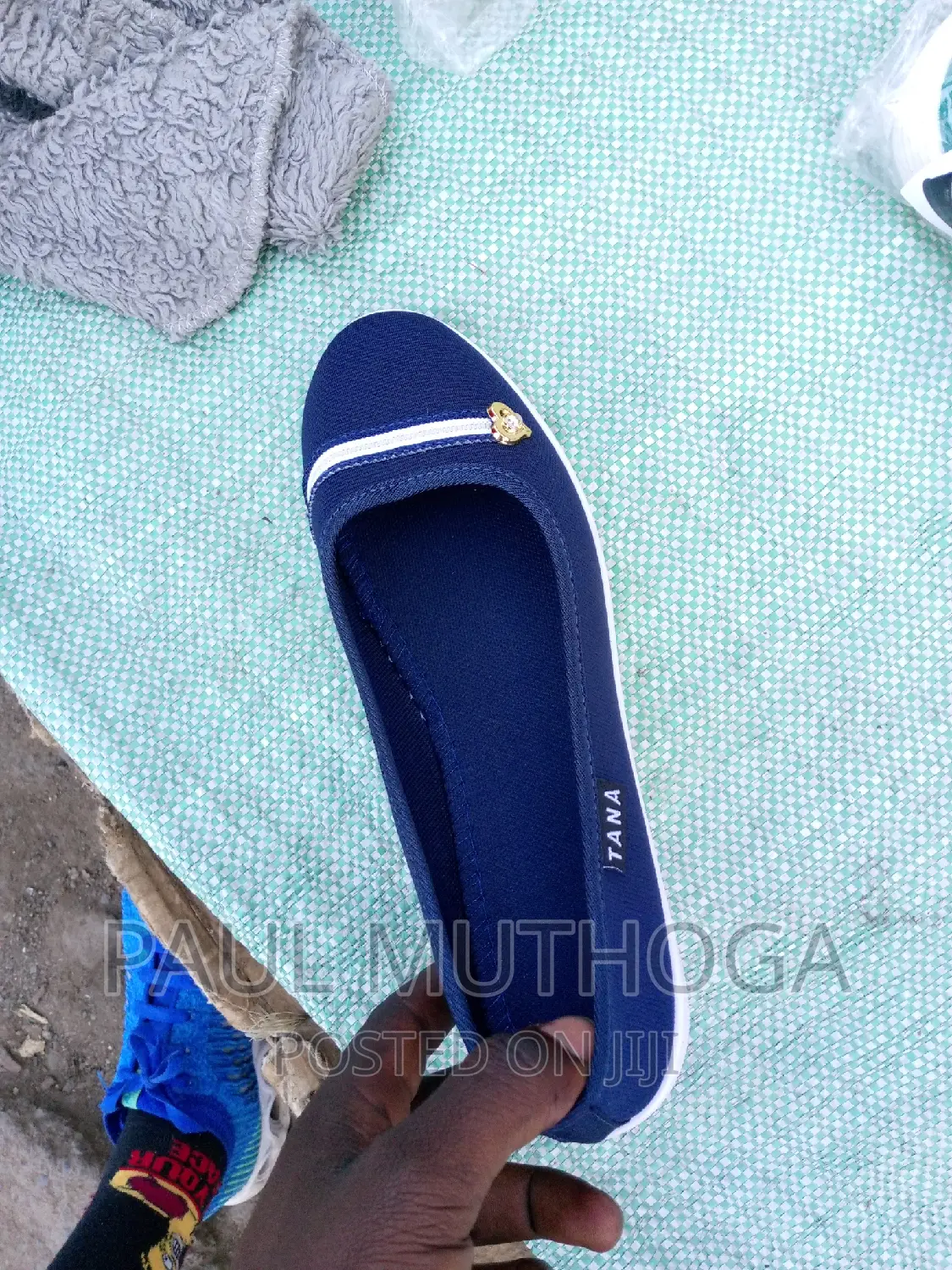 29# Canvas Shoes