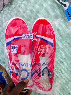 30# Canvas Shoes