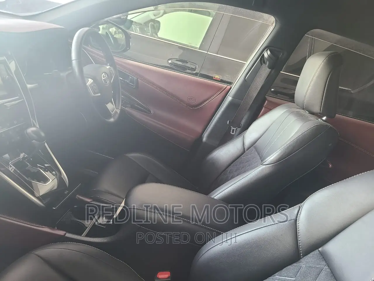 Toyota Harrier 2.0 2017 Purple