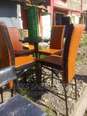 Bar and Restaurant Sina Tabu High Stools