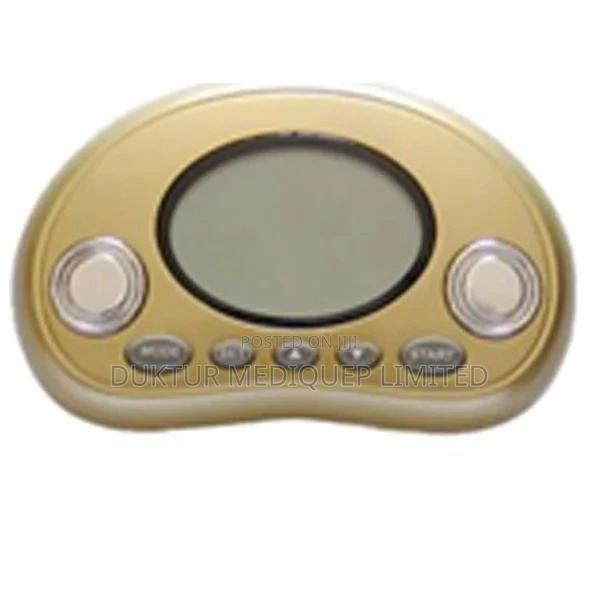 Pedometer With Fat Analyzer - main view