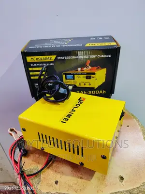 Solar Battery Charging Machine
