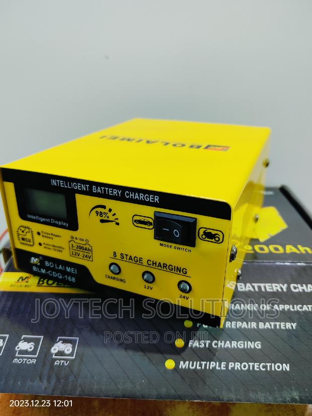 Car Battery Charger BLM 168 / 12/24 Votes - main view