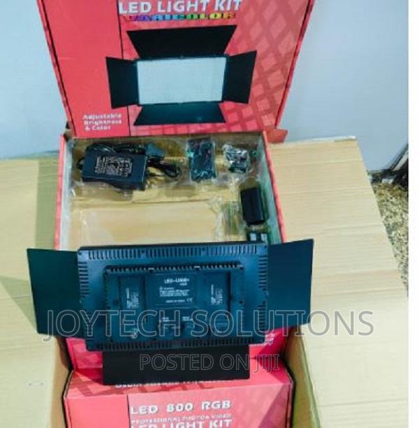 Pro Led 800+ Photo and Video Led 600 Light With 2 Batteries,