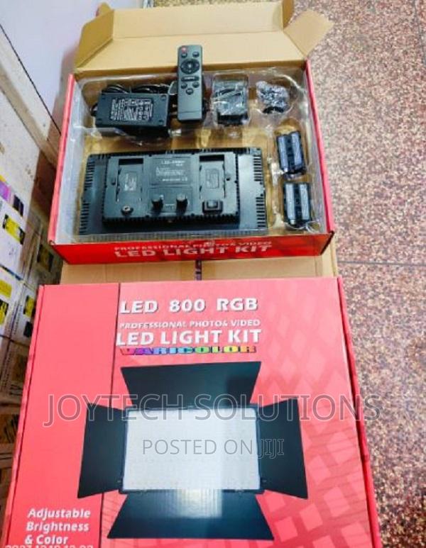 Video Light PRO LED 800with 2battery,Charger and Adapter - thumbnail 3