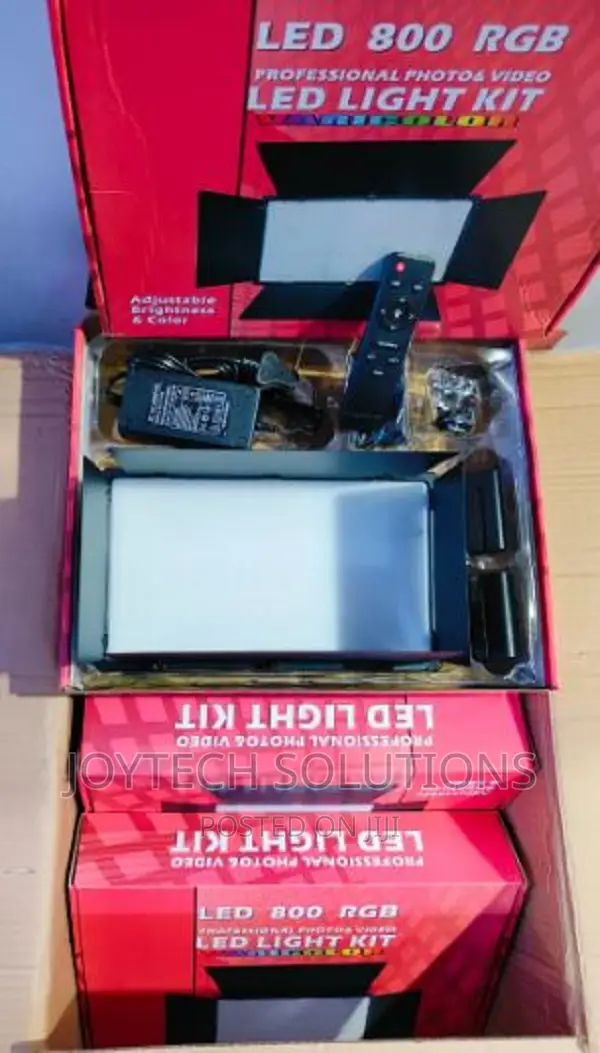 Original PRO LED 800 Plus Video Light