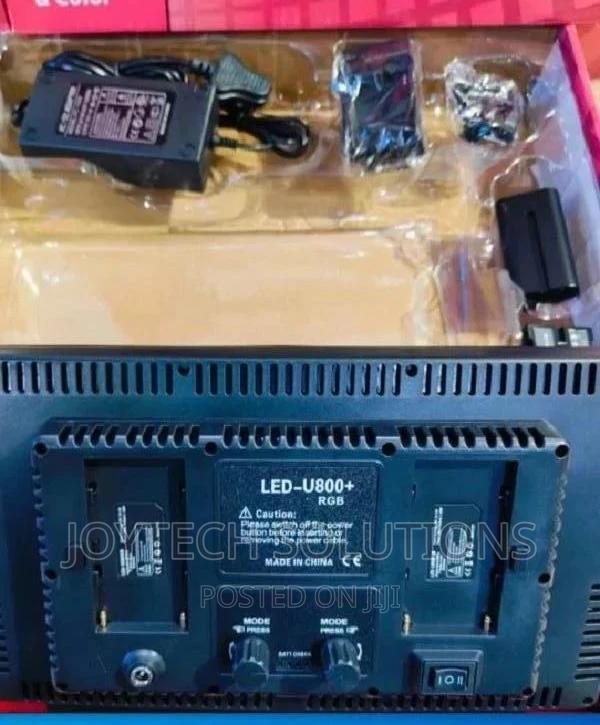 Pro Led 800 Videolight RGB Muitiple Colours With Tripod - thumbnail 2