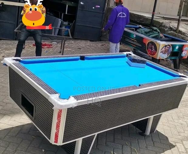 Pool Table Pool Table Pool Table Pool Table Pool Table 65h82 - main view