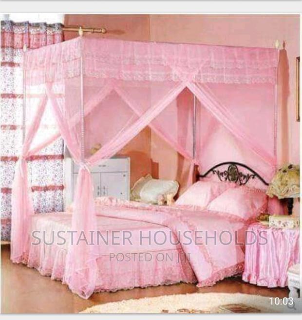 *Four Stand Straight Mosquito Nets - main view