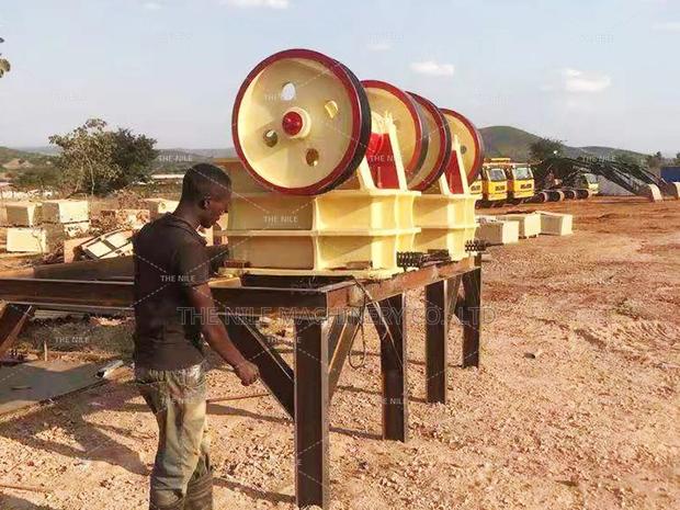 High Crushing Ratio Crusher Machine - main view