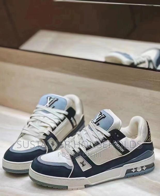 Louis Vuitton Sizes 40-44 - thumbnail 6