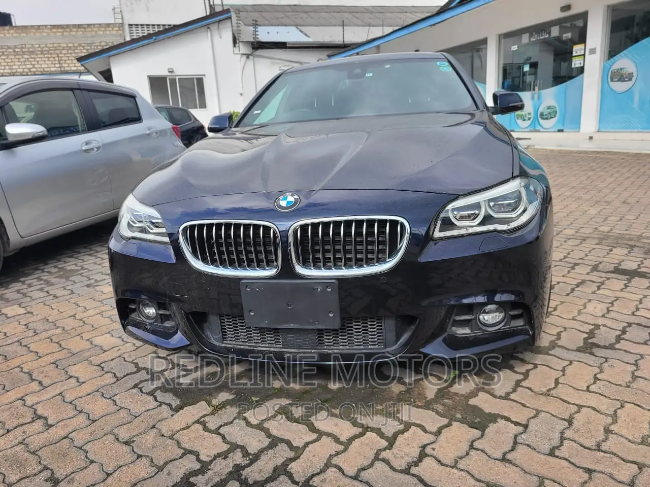 BMW 523i 2016 Black