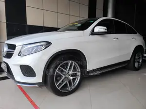 Mercedes-Benz GLE-Class GLE 350d 4MATIC 2016 Pearl