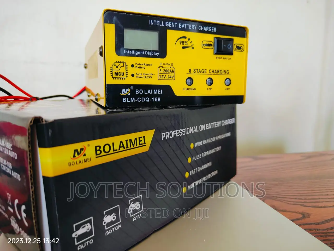 Automatic Car Battery Charger 12/24