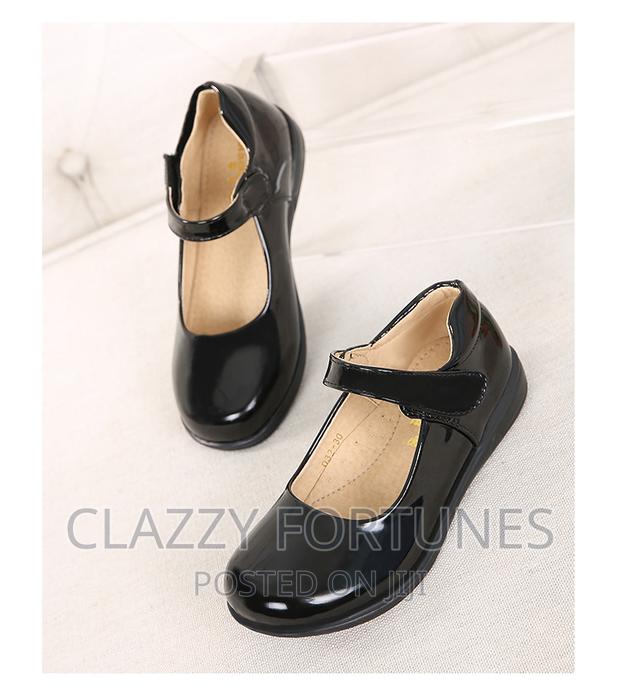 Wet Look Cow Leather Girls Shoes Shoes Shiny/Mirror Black - main view