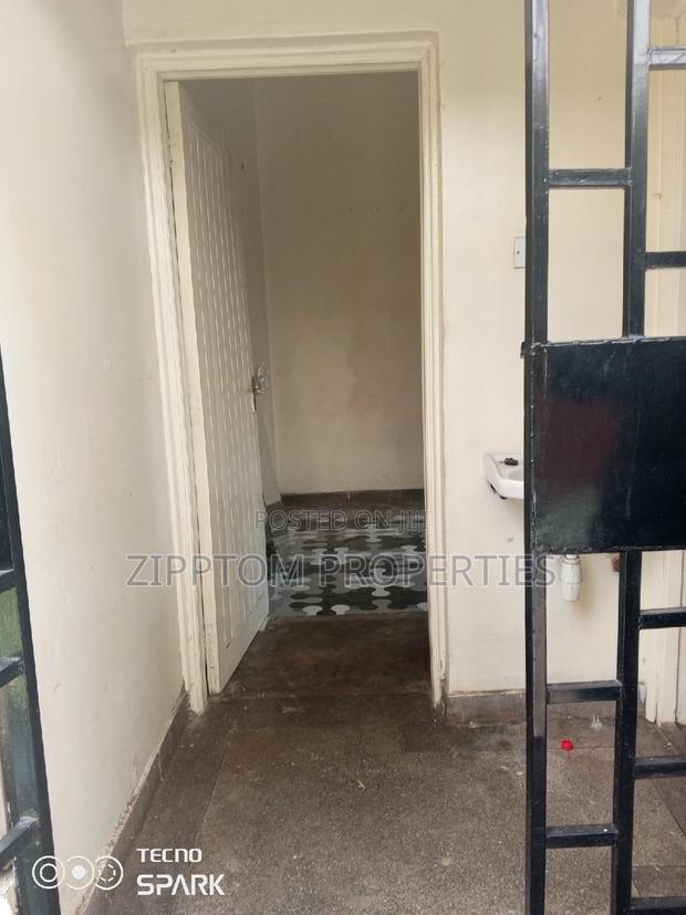 1bdrm Bedsitter in South B for rent - thumbnail 2